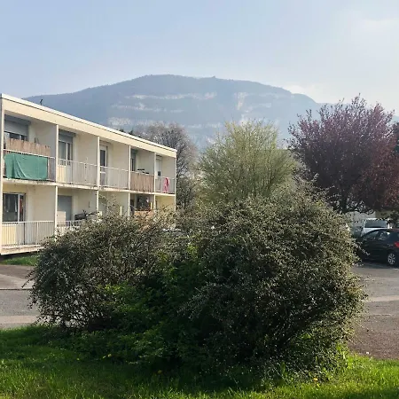 Apartment Fully Equipped Studio Near Geneva