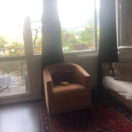 Fully Equipped Studio Near Geneva Apartment *
