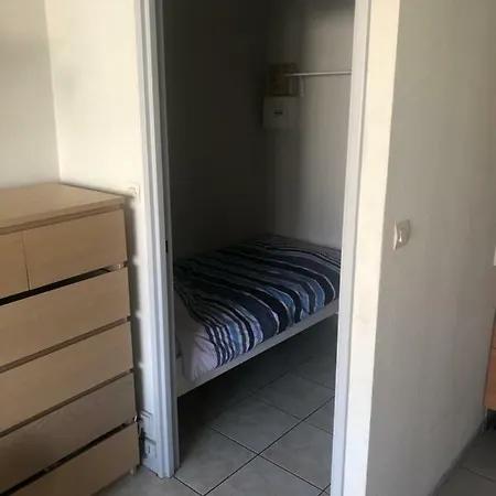 Fully Equipped Studio Near Geneva Apartment